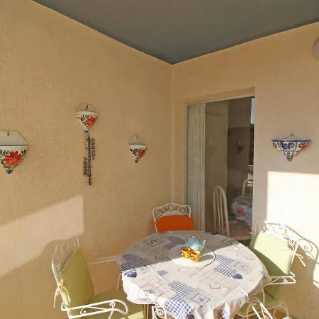 Apartman Apolo Iv-12 By Interhome