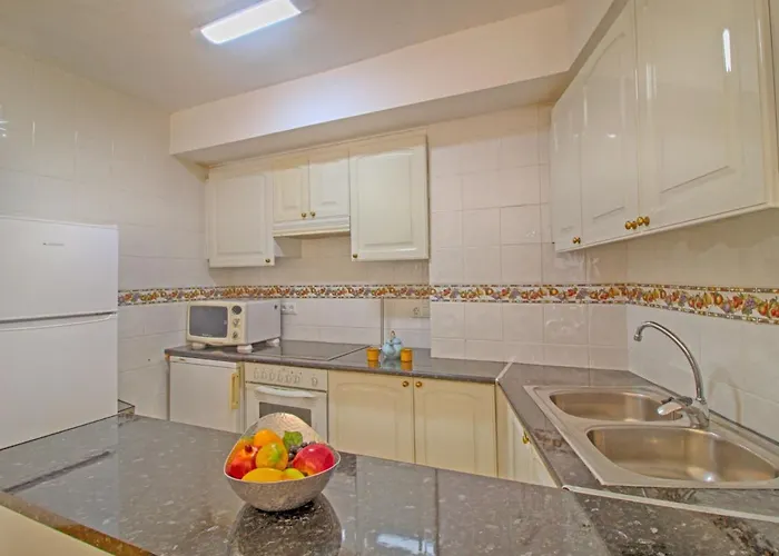 Apolo Iv-12 By Interhome *